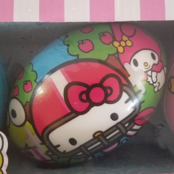 Hello Kitty Bouncy Sport Balls Set of 3 - Picture 4 of 6